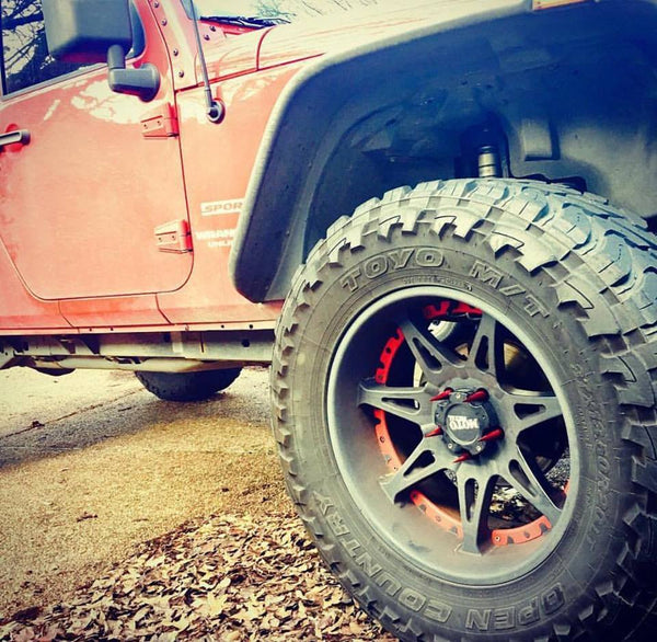 1/2-20 112MM LONG CNC MACHINED FORGED STEEL STANDARD SPIKE LUG NUTS WITH ANODIZED ALUMINUM CAP 46-17 JEEP CJ, TJ, WRANGLER 79-14 FORD MUSTANG // CAP: 16MM DIAMETER 73MM HEIGHT PART # LGC002