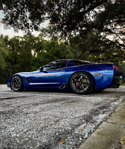 STREET DRAG RACE V-STAR 4 WHEEL PACKAGE FOR 1997-2004 C5 CHEVROLET CORVETTE 18x10.5 52 OFFSET (7.75" BACKSPACING) AND 18x9.5 40 OFFSET (6.75 BACKSPACING) 5x120 (5x4.75)  // PART # VWST052 & VWST044