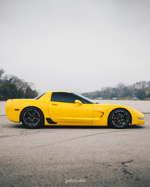 STREET DRAG RACE V-STAR 4 WHEEL PACKAGE FOR 1997-2004 C5 CHEVROLET CORVETTE 18x10.5 52 OFFSET (7.75" BACKSPACING) AND 18x9.5 40 OFFSET (6.75 BACKSPACING) 5x120 (5x4.75)  // PART # VWST052 & VWST044