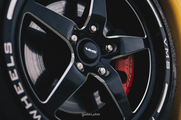 STREET DRAG RACE V-STAR 4 WHEEL PACKAGE FOR 1997-2004 C5 CHEVROLET CORVETTE 18x10.5 52 OFFSET (7.75" BACKSPACING) AND 18x9.5 40 OFFSET (6.75 BACKSPACING) 5x120 (5x4.75)  // PART # VWST052 & VWST044