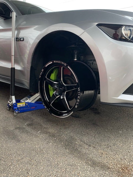 STREET DRAG RACE V-STAR WHEEL 18x9.5 35 OFFSET (6.5 BACKSPACING) 5x114.3 (5x4.5) FITS FRONT OR REAR 15-21 S550 MUSTANG & 05-14 MUSTANG WITHOUT BREMBO'S  // PART # VWST038